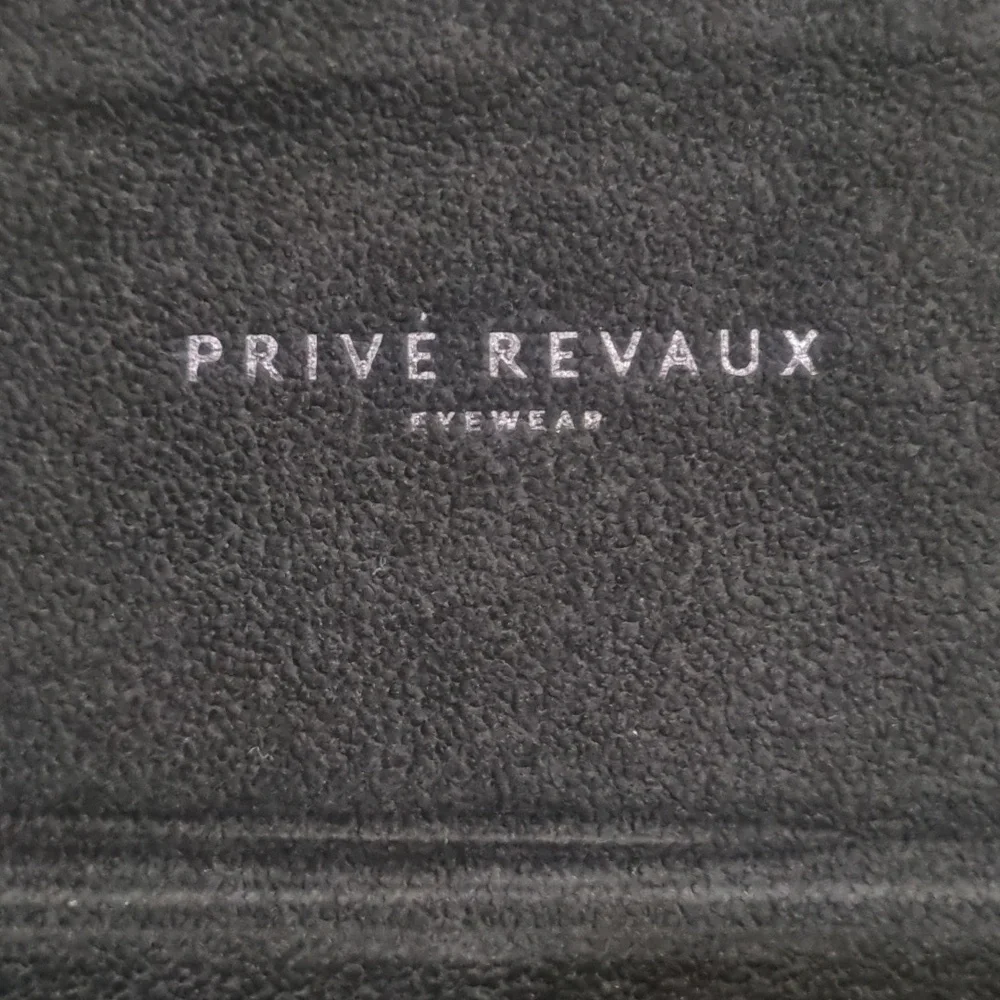 Privé Revaux The Store & Go Sunglasses Case Black - Picture 7 of 11